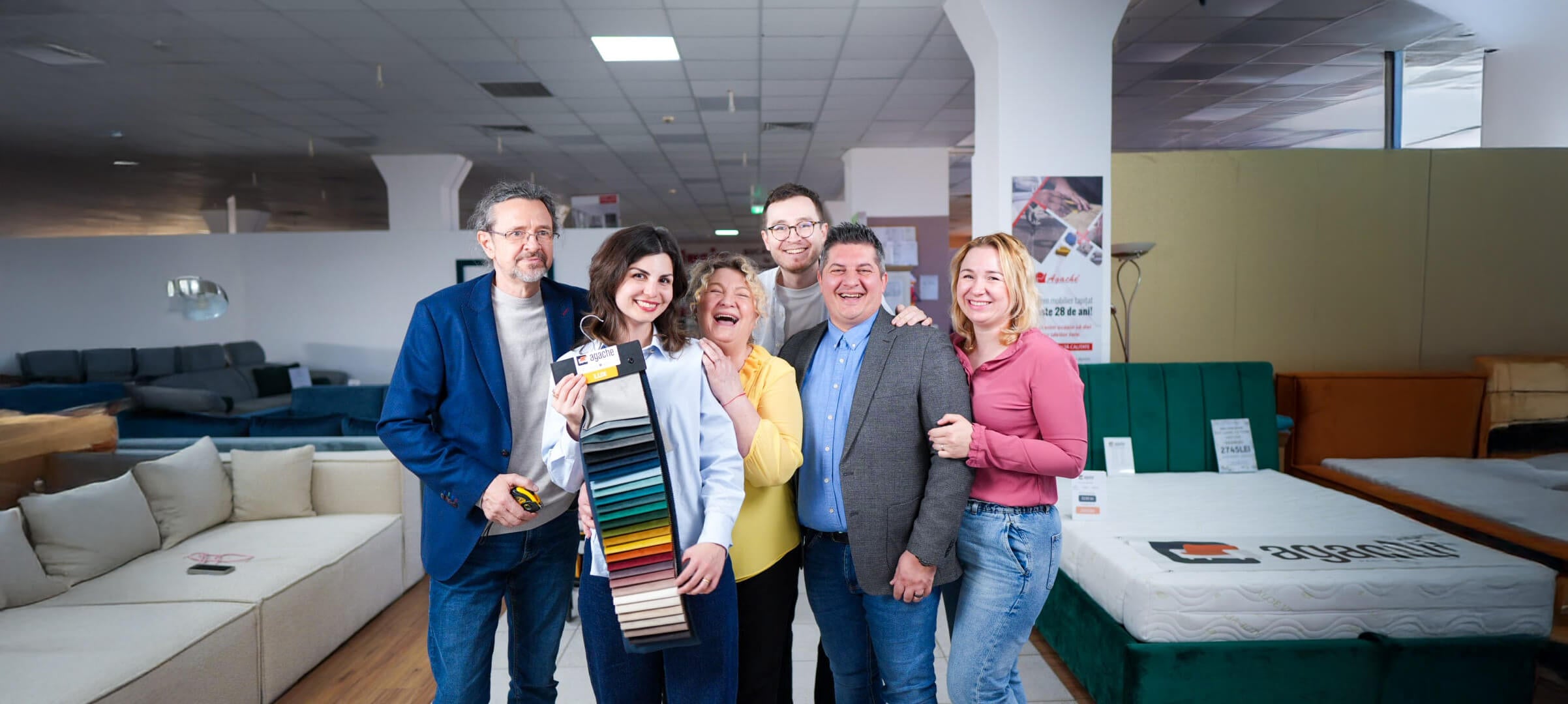 Familia Agache in Sowroom-ul Kappa din Timisoara